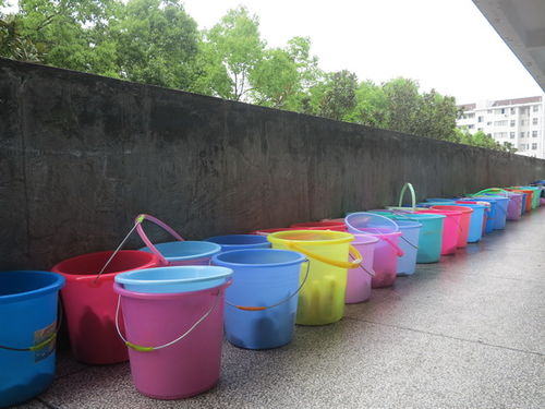 學(xué)生處組織開展學(xué)生個(gè)人衛(wèi)生用品檢查活動(dòng)，助力校園健康環(huán)境建設(shè)